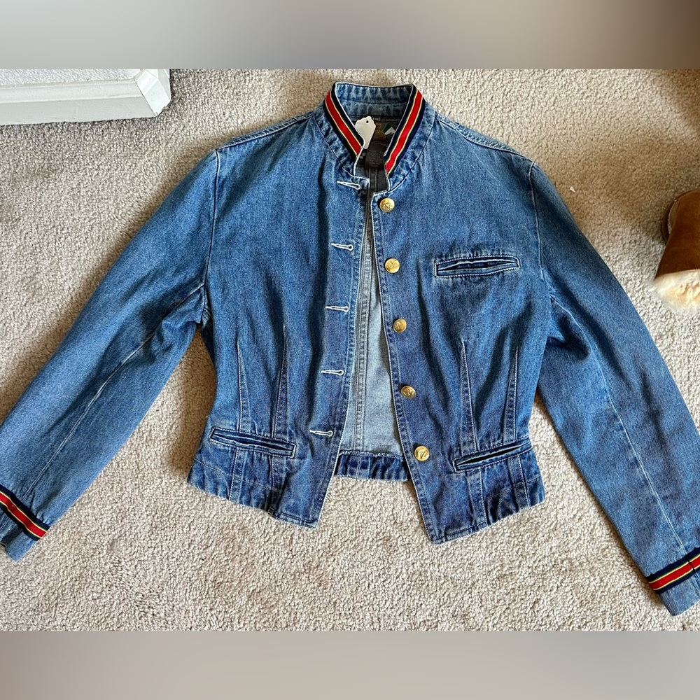 Vintage jean jacket with detail and gold buttons